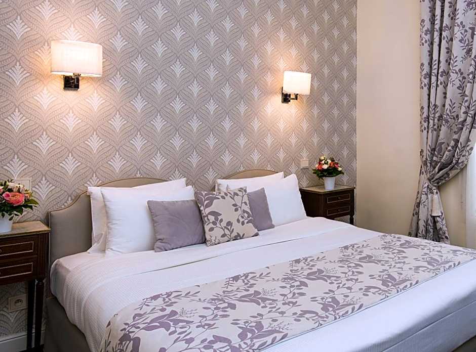 Hotel Saint Petersbourg Opera