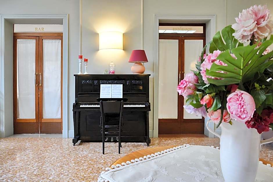 Hotel Touring Wellness & Beauty