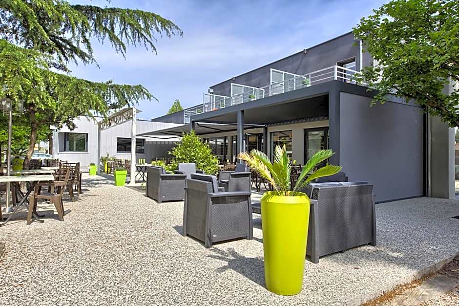 Au Comté d'Ornon Hôtel & Spa