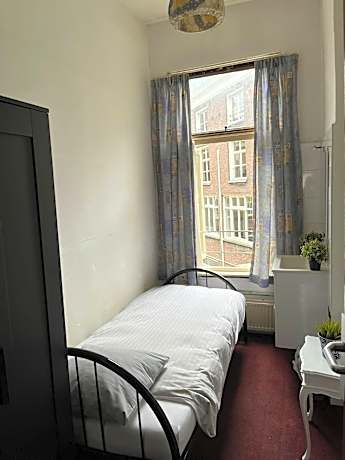 Single Room with Shared Bathroom