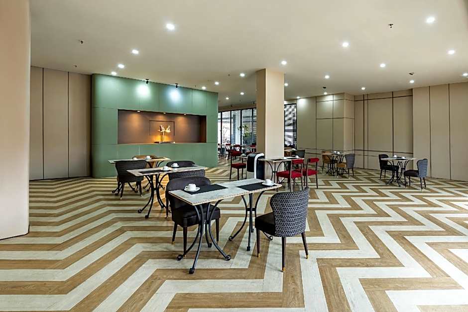 Zuri Express Palembang