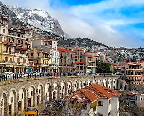 Mons Arachova