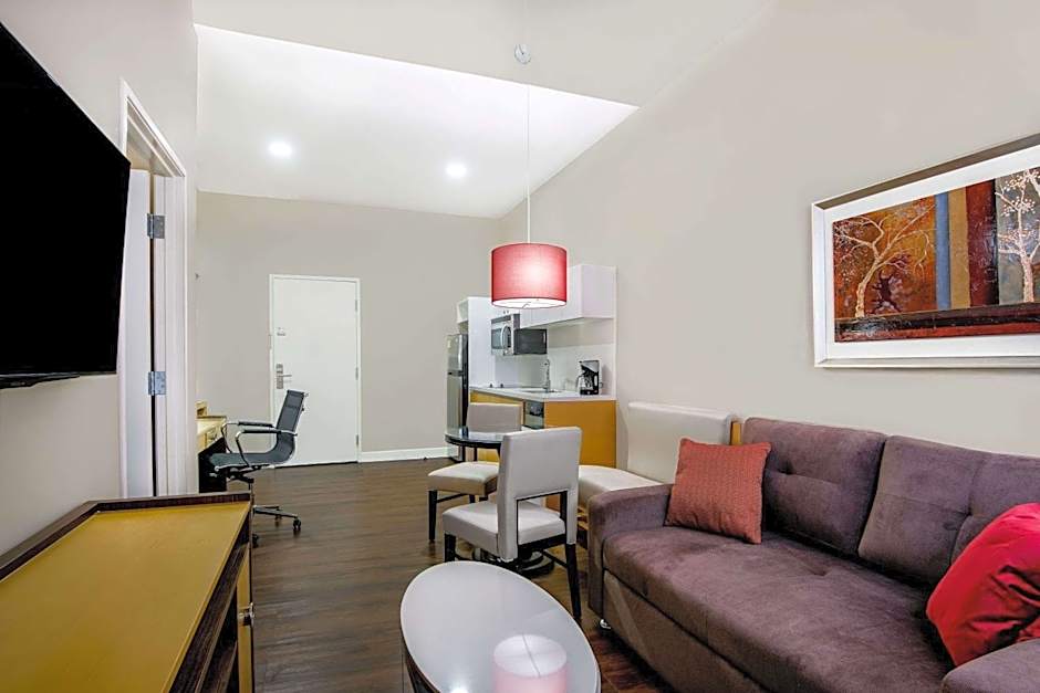 Hawthorn Extended Stay by Wyndham McAllen