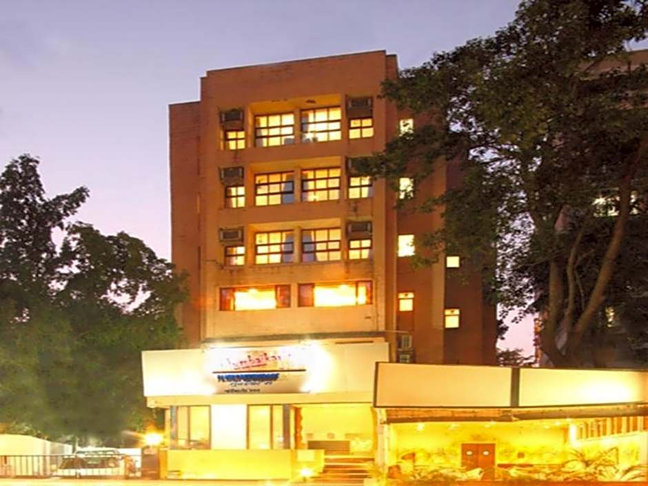 Hotel Columbus