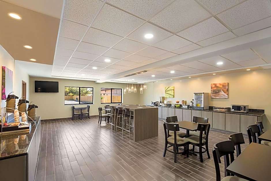 Sleep Inn & Suites North Mobile Saraland