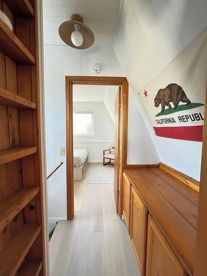 Lands End Private Lakeside Escape