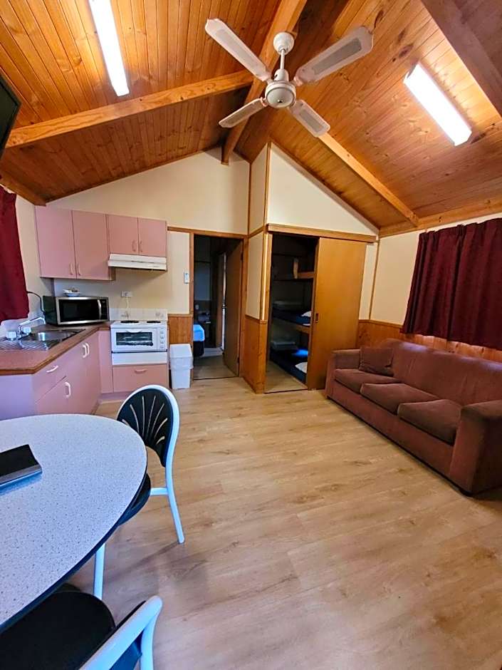 Lani's Holiday Island