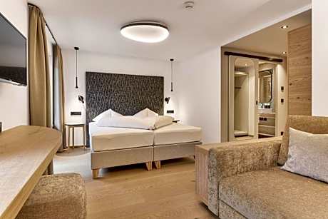 Triple Room with Balcony