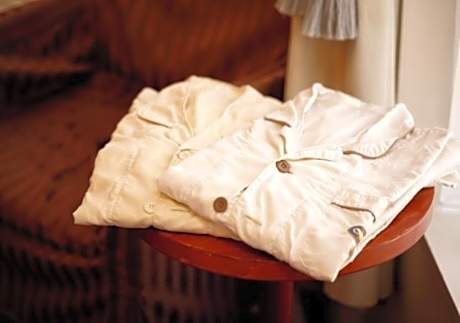 Luxury Floor Superior Single Room - Non-Smoking