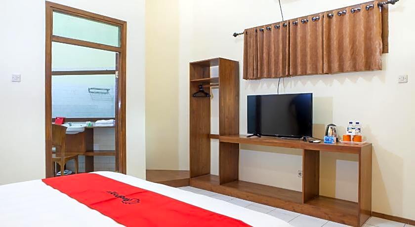 RedDoorz near Baluran National Park