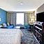Hampton Inn By Hilton And Suites Calgary-Airport