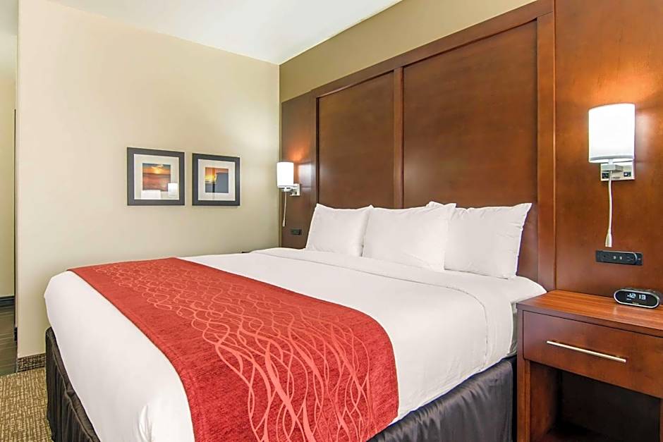 Comfort Inn & Suites Independence