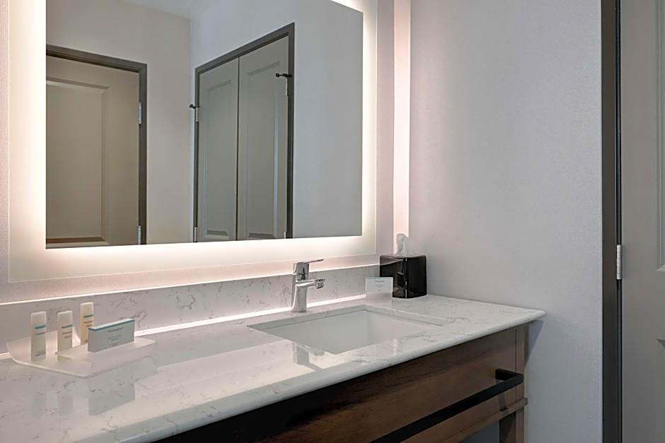 Homewood Suites by Hilton Santa Clarita/Valencia, CA