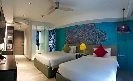 Deluxe Room with Two Double Beds