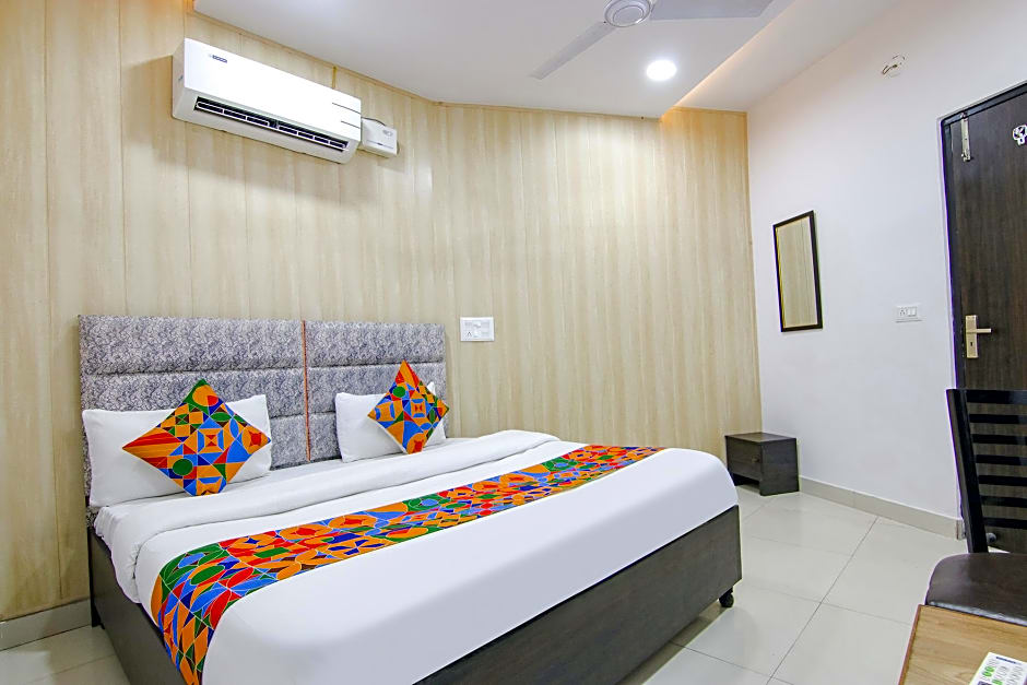 FabHotel City Stay