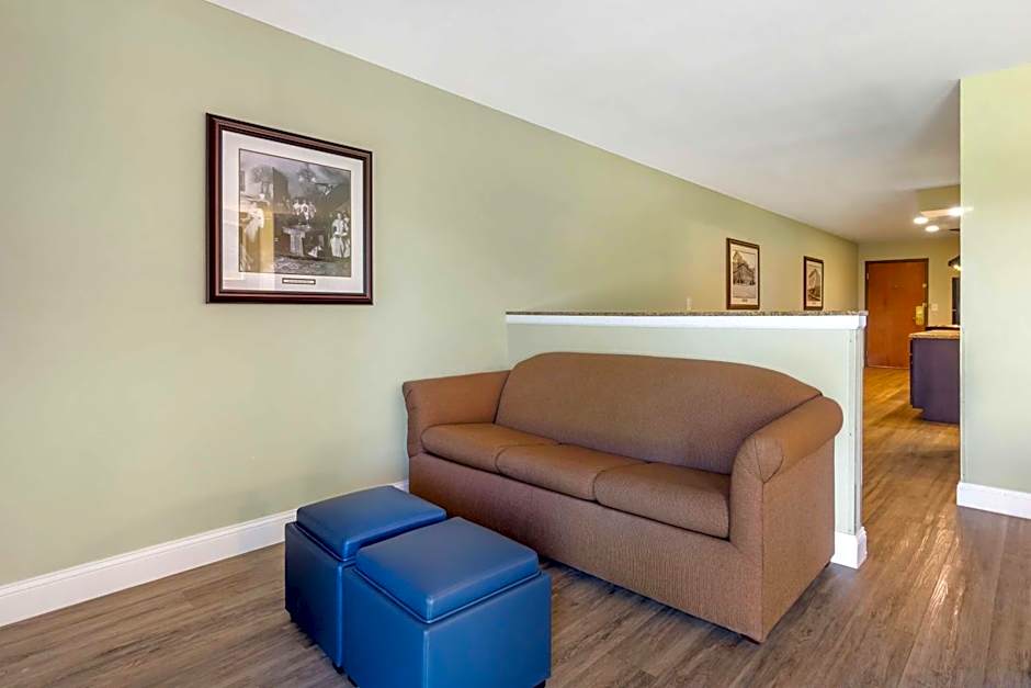 Best Western Plus Ahtanum Inn