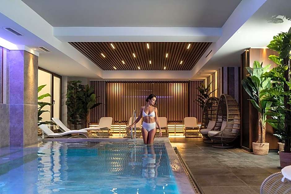 YOUMAMI Suite Hotel Wellness&Spa