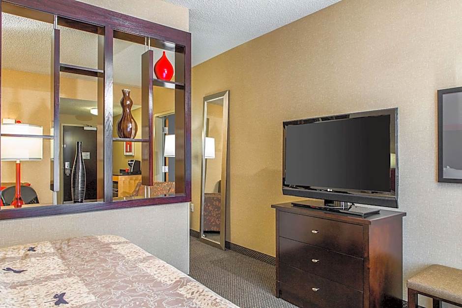 Cambria Hotel Raleigh-Durham Airport