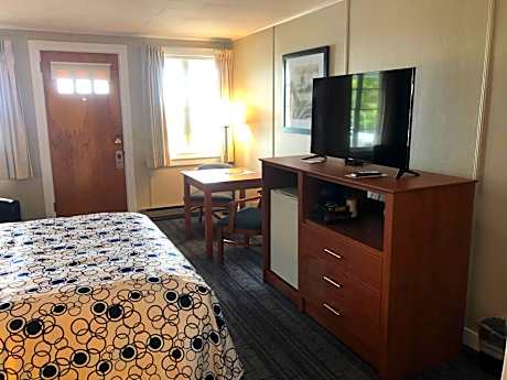 Two-Bedroom Suite
