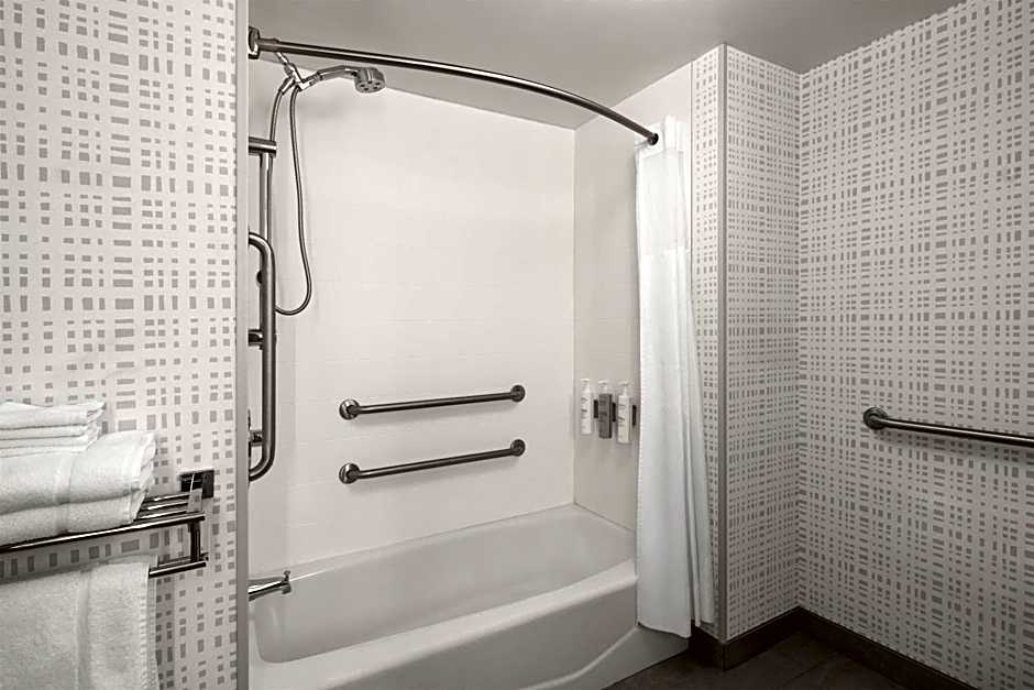 Hampton Inn & Suites Tilton