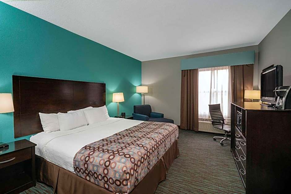 La Quinta Inn & Suites by Wyndham Knoxville East