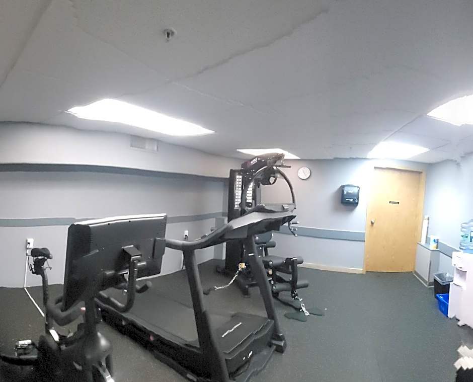 Super 8 by Wyndham Edmonton International Airport