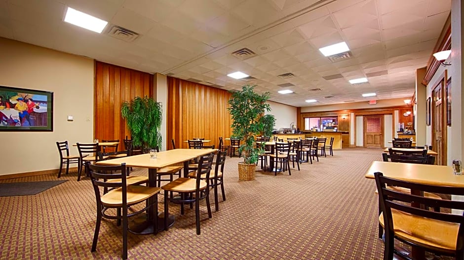 Best Western Starlite Village