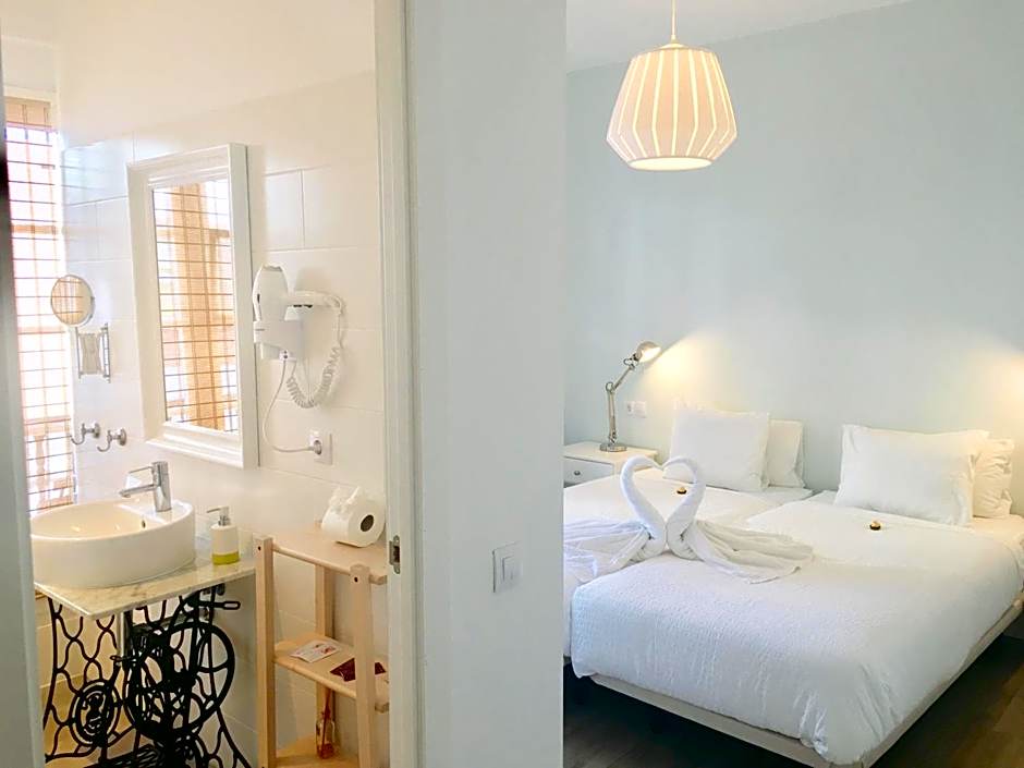 El Hotelito 27