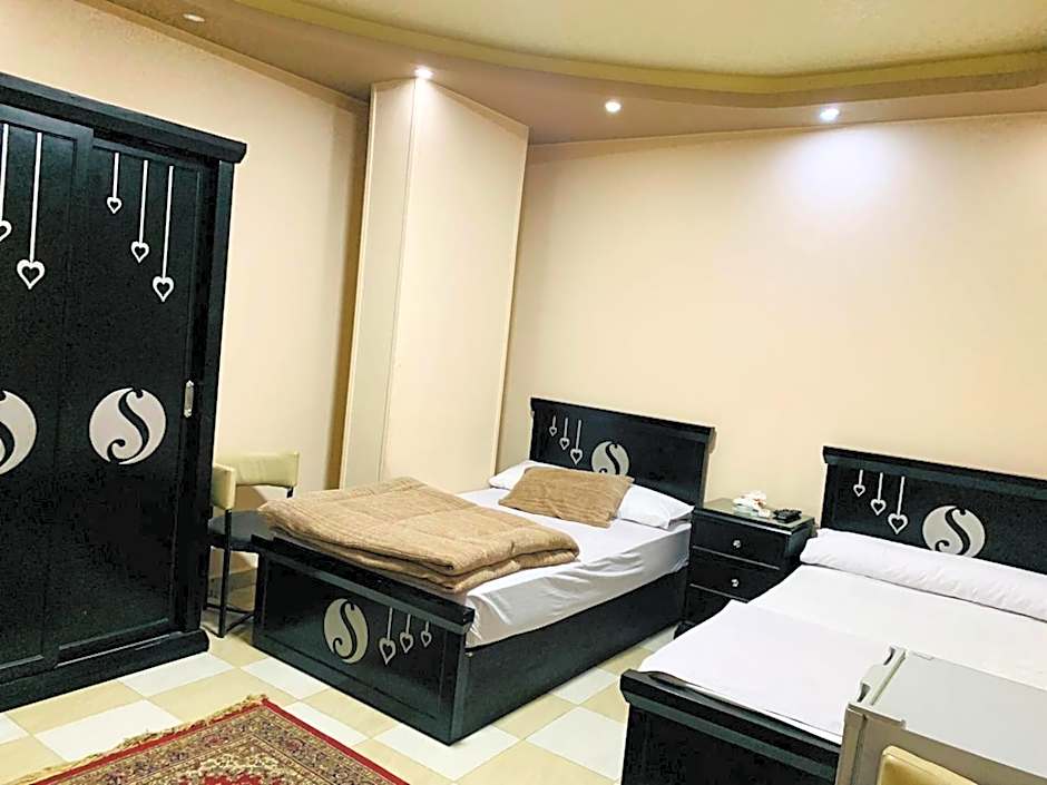 Solitaire Plaza Hotel-Ismailia Train Station