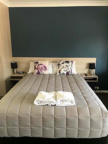 Kootingal Landview Motel