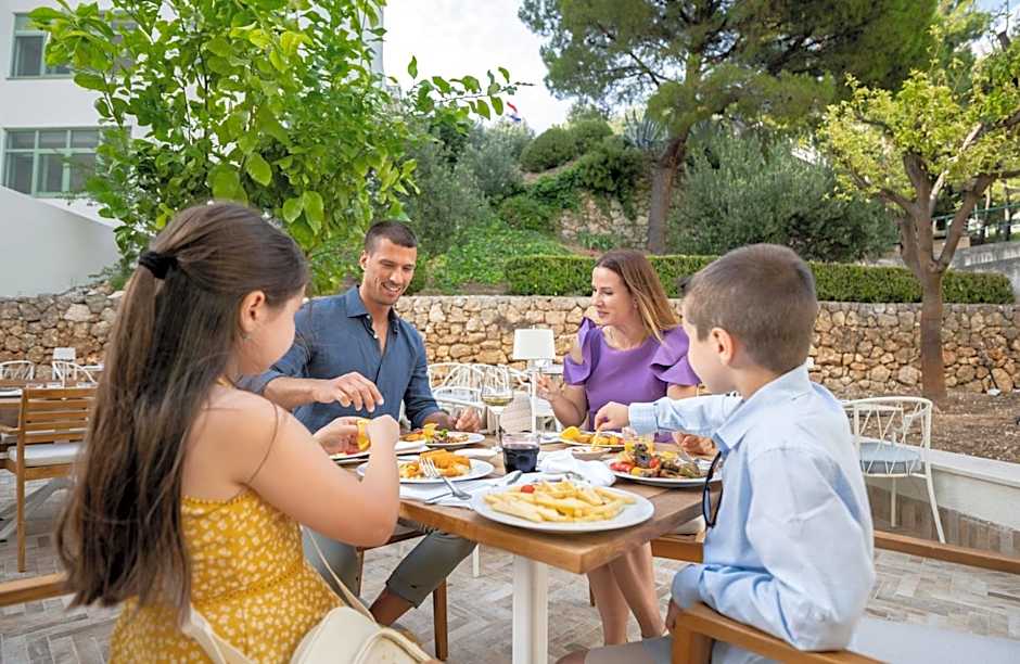 Bluesun Hotel Marina