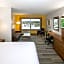 Holiday Inn Express & Suites East Peoria - Riverfront