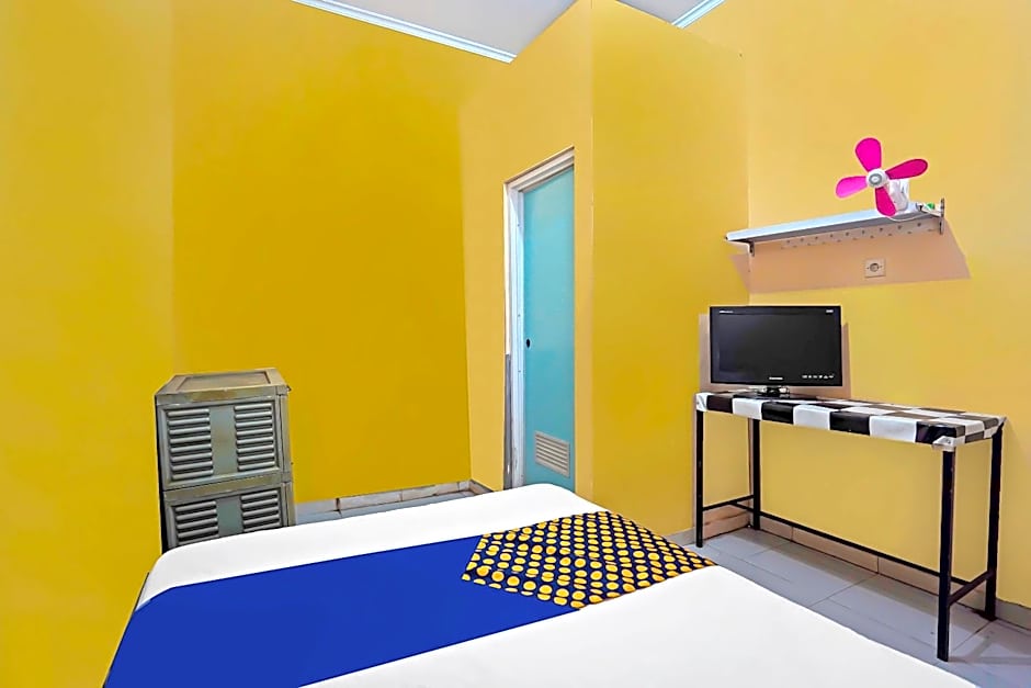 SPOT ON 92475 Rc Homestay Syariah