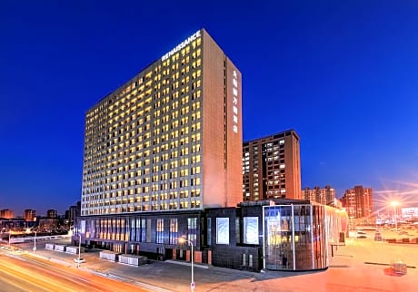 Renaissance by Marriott Shenyang West Hotel