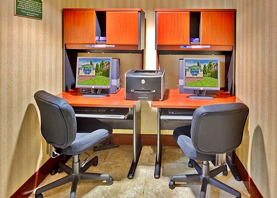 Holiday Inn Express Hotel & Suites Ontario Airport-Mills Mall By IHG