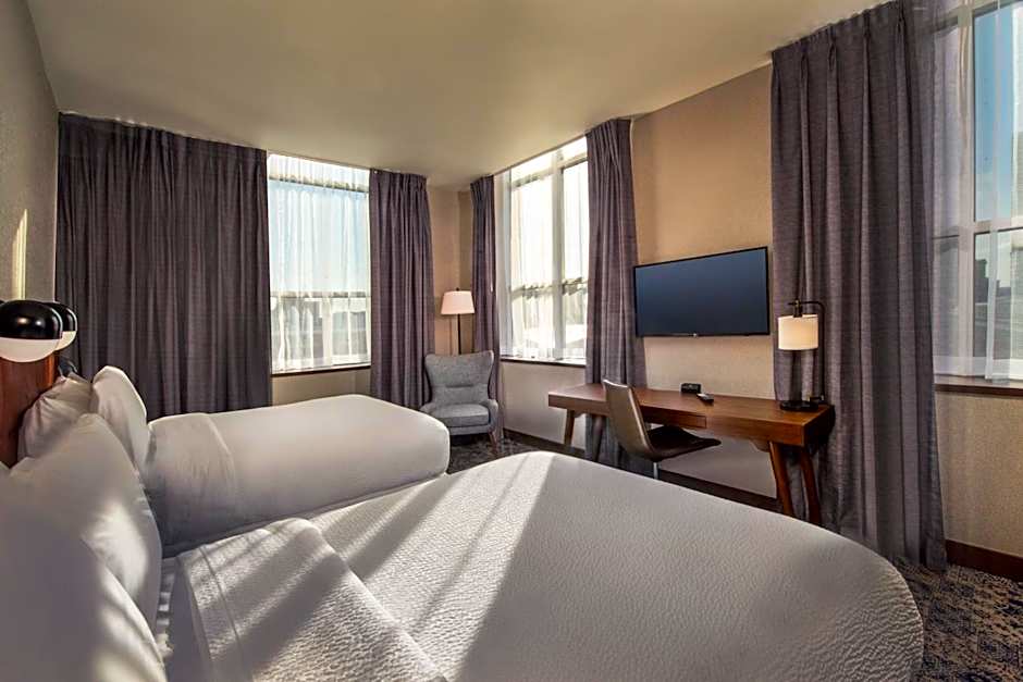 Four Points By Sheraton Philadelphia City Center