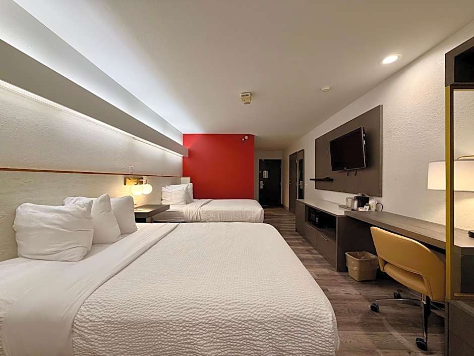 Ramada Limited Bloomington IL I-74/I-55