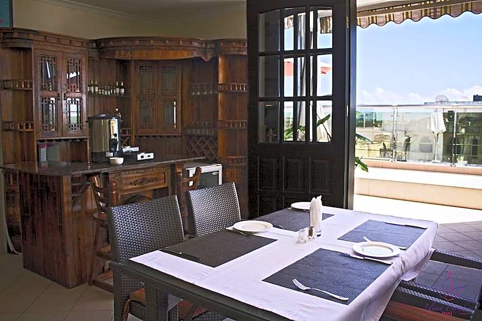 Island Paradise Inn