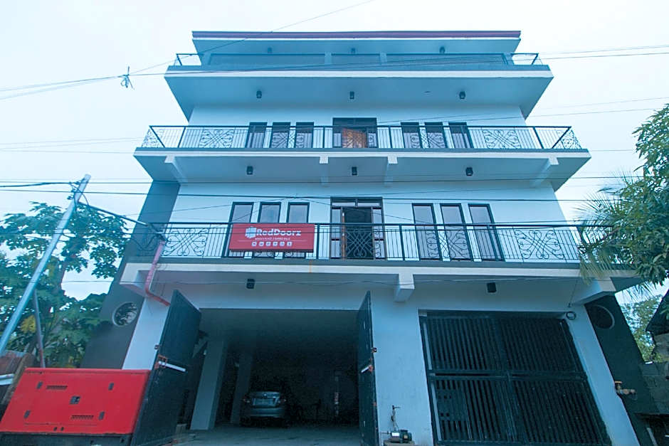 RedDoorz @ Mina's Place 2 Banez Ville Tacloban