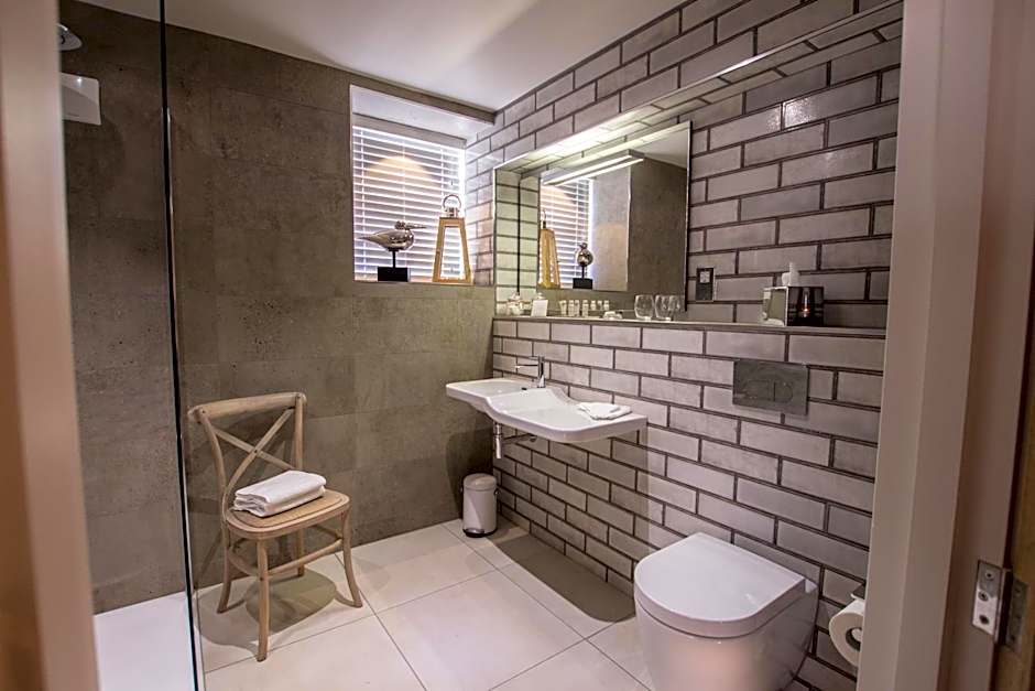 The Peacock at Barlow