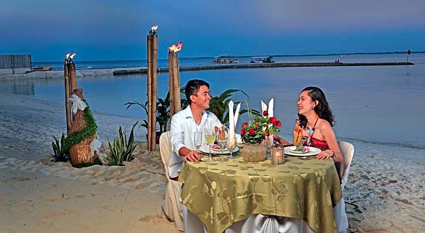 Costabella Tropical Beach Hotel