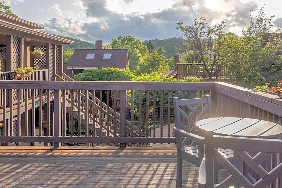 The Ridgeway Inn