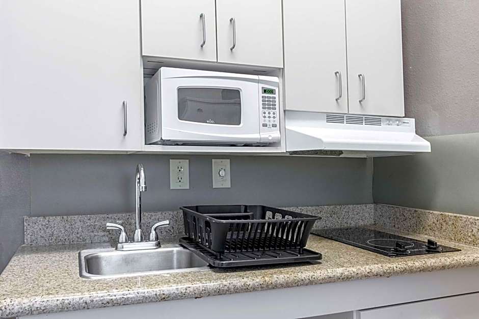 Studio 6-Lafayette, LA - Broussard