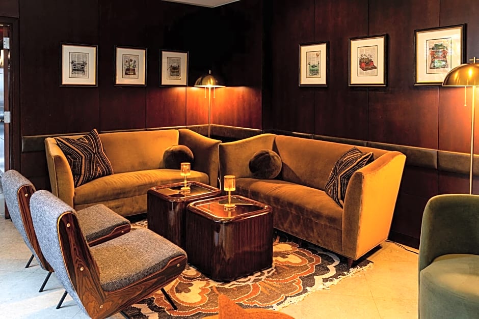 Library Hotel