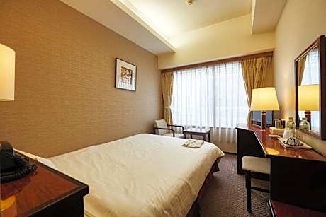 Single Room - Non-Smoking