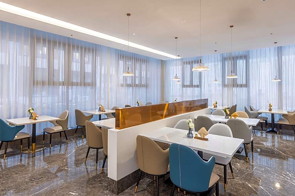 Atour Hotel Hefei Binhu Yungu Road Intime City