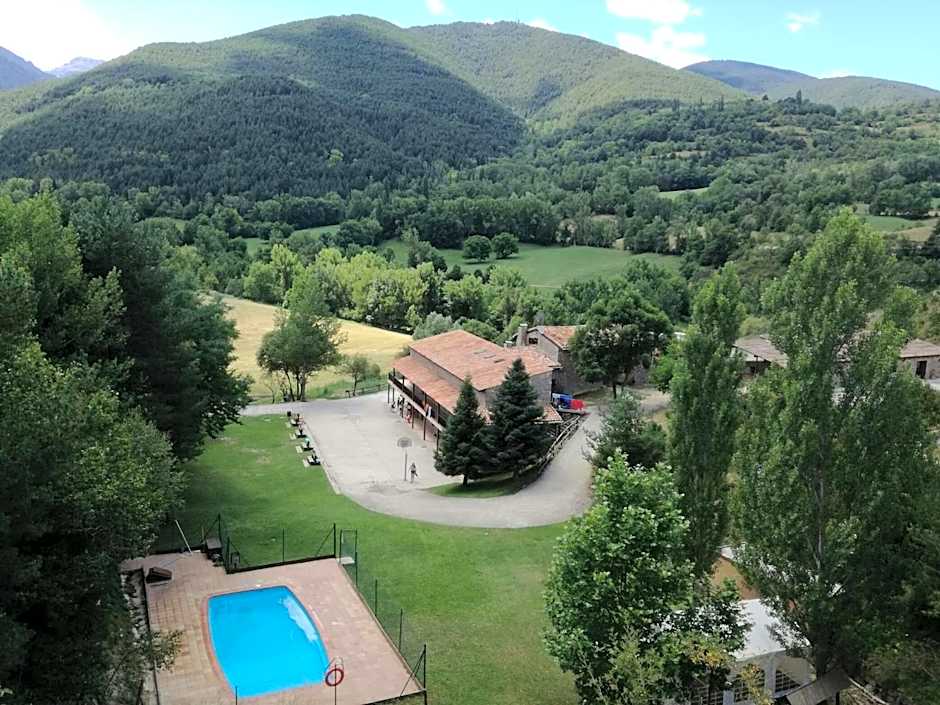 Photo 1 of 41 of Alberg-Casa De Colònies Ridolaina