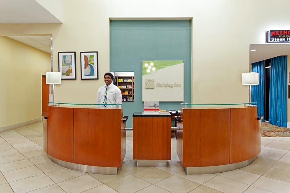 Holiday Inn Brunswick-I-95 (Exit 38)