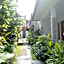 The Wina Guesthouse 2 by ZUZU