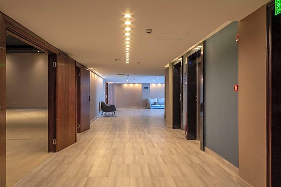 Tryp by Wyndham Asuncion